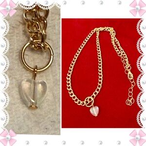 Necklace - 16-18” gold tone metal chain w/clear heart pendant New -BOGO offer ⬇️
